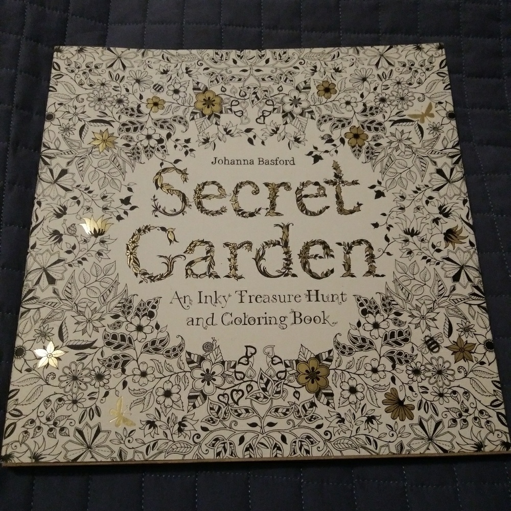Secret Garden coloring book by Johanna Basforf
